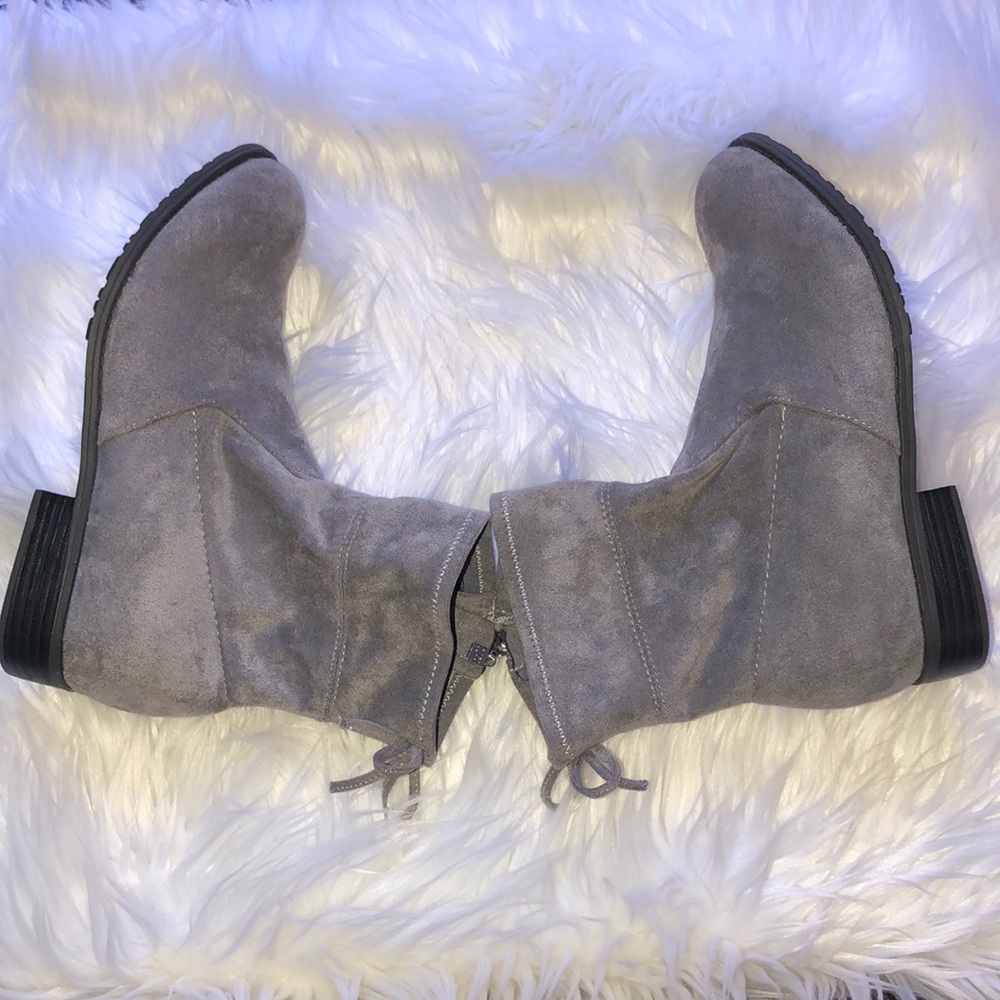 STUART WEITZMAN Lowland booties NWOB